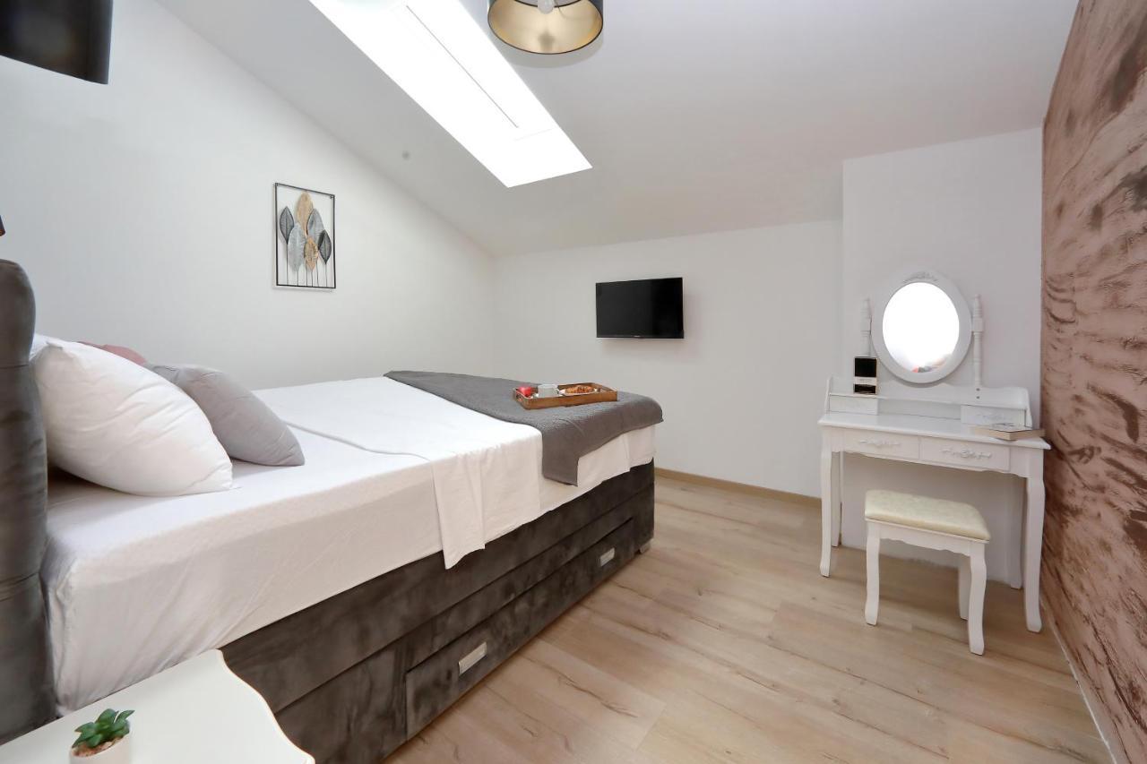 Luxury Apartments Monika Near The Sea With Private Parking Bibinje Zewnętrze zdjęcie