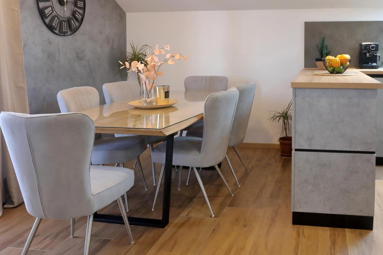 Luxury Apartments Monika Near The Sea With Private Parking Bibinje Zewnętrze zdjęcie