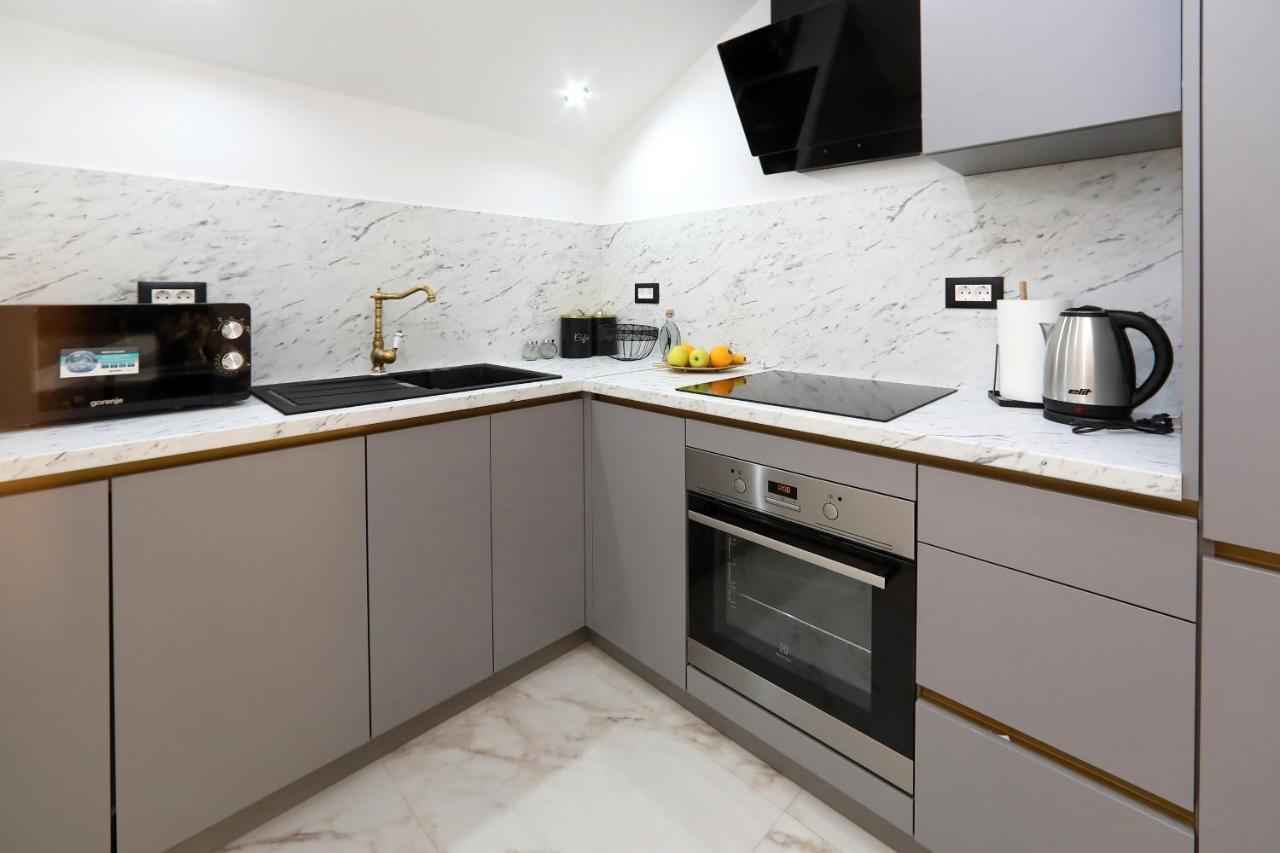 Luxury Apartments Monika Near The Sea With Private Parking Bibinje Zewnętrze zdjęcie
